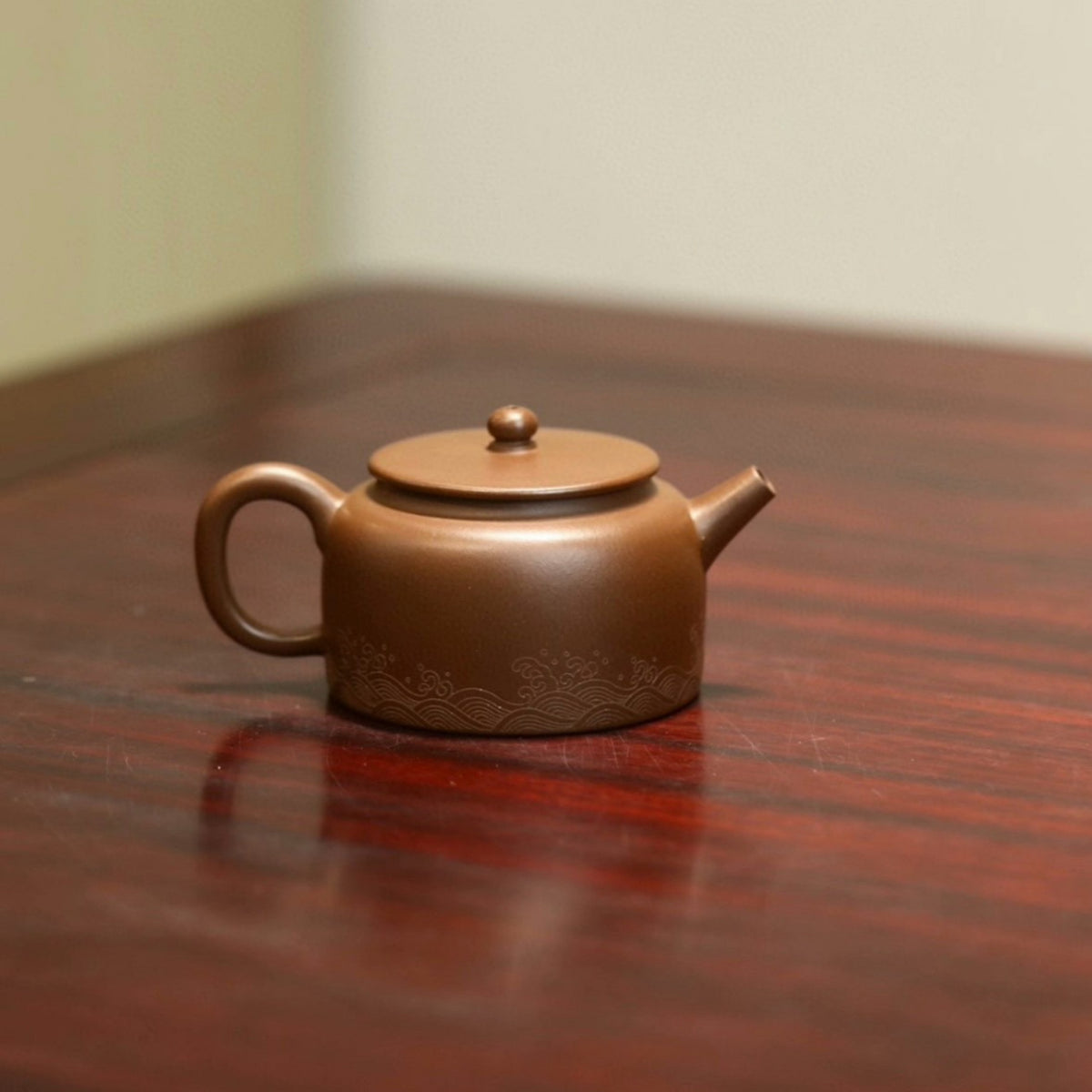 Flat-Lid Lotus Yixing Zisha Teapot